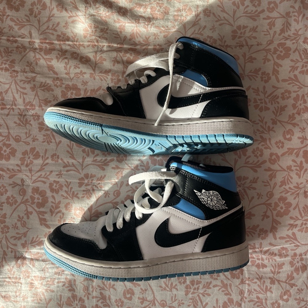 Nike Air Jordan High Tops - Black and Blue